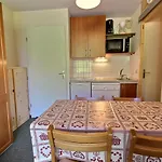 Au Pied Des Pistes Avec Terrasse - Fr-1-455-120 *
