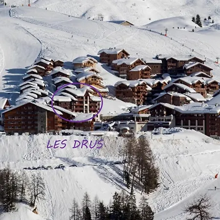 Au Pied Des Pistes Avec Terrasse - Fr-1-455-120 Ла-Плань