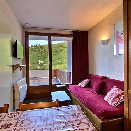 Апартаменты Au Pied Des Pistes Avec Terrasse - Fr-1-455-120 *