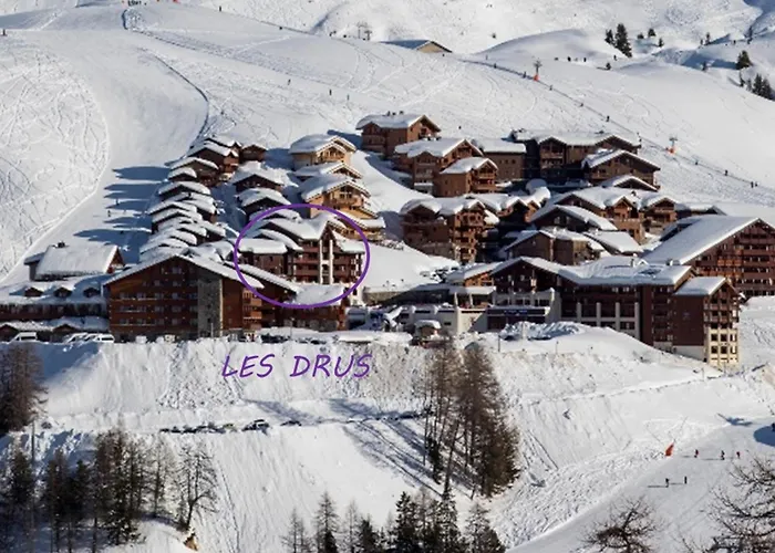 Au Pied Des Pistes Avec Terrasse - Fr-1-455-120 Ла-Плань