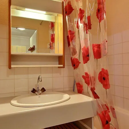 Au Pied Des Pistes Avec Terrasse - Fr-1-455-120 *