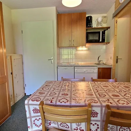 Au Pied Des Pistes Avec Terrasse - Fr-1-455-120 *